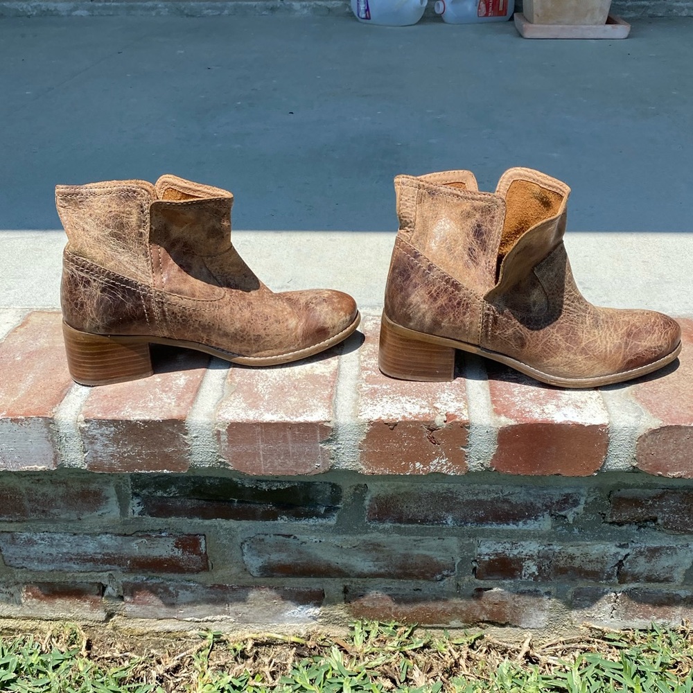 Diba True Leather Booties Size 10
